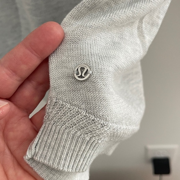 lululemon athletica Light Gray Long Sleeve backless Sweater - Picture 10 of 10